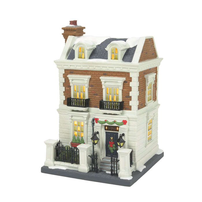 Department 56: Dicken's Christmas Village