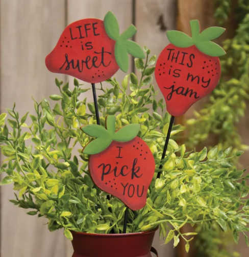 Strawberry Decor